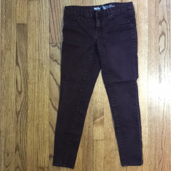 2 Pairs of skinny jeans - Picture 6 of 11